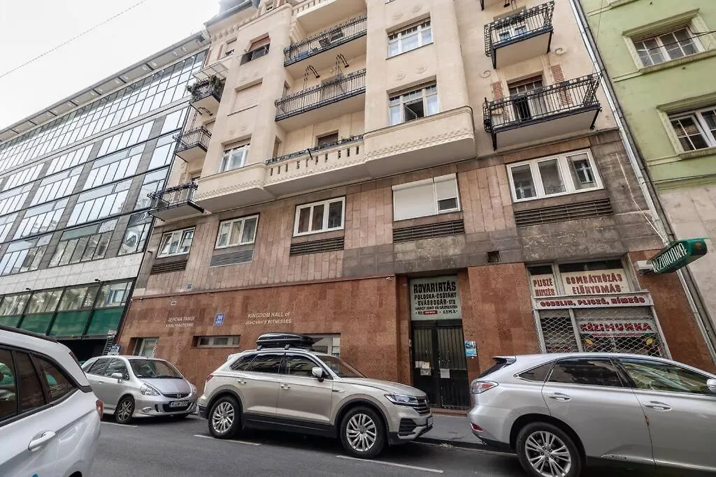 Lovely Little Downtown Studio Next To Subway,Metro Budapest Ungheria